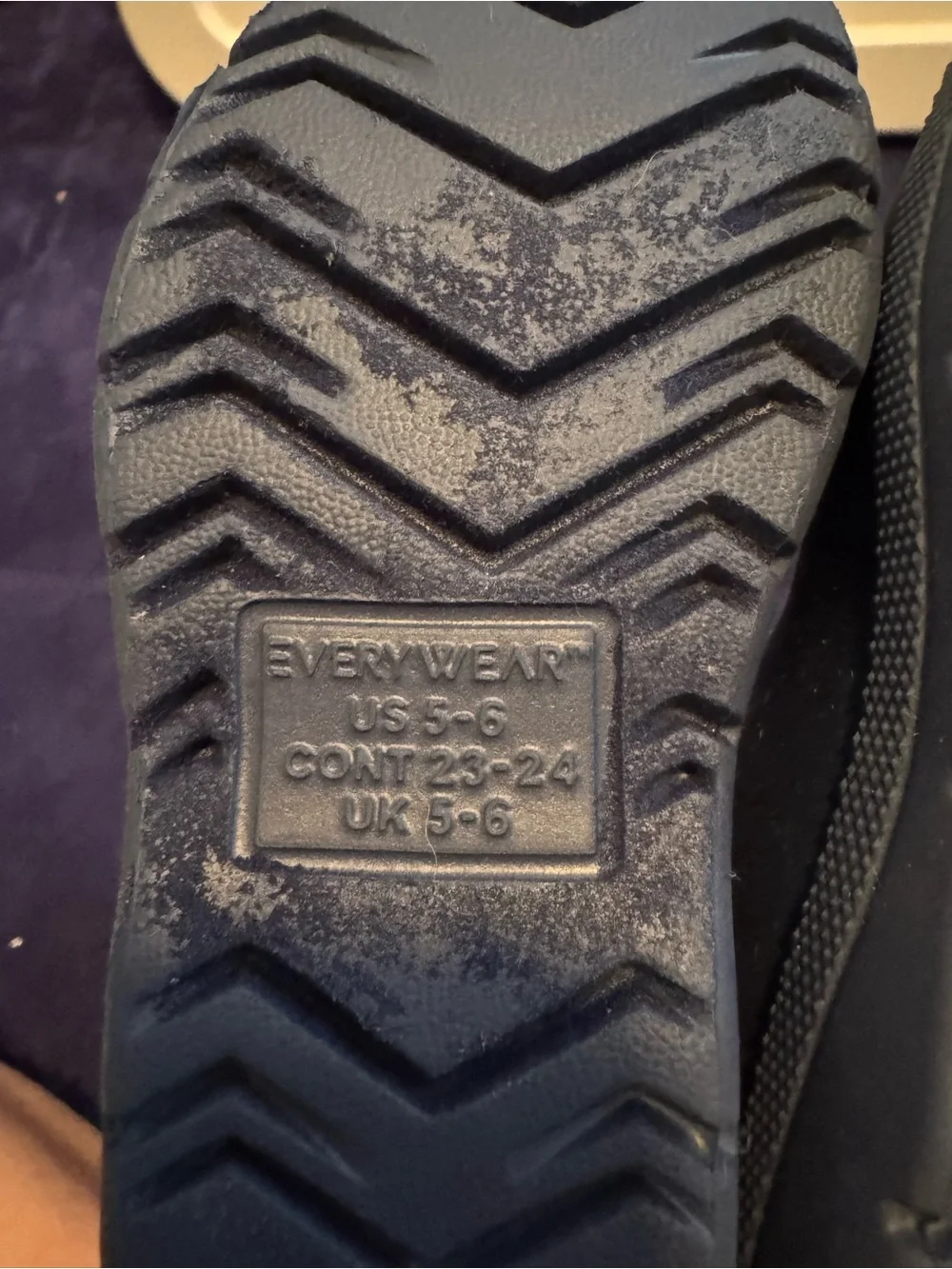 Totes Toddler Navy Blue Rain Boots-sz 5-6, worn once